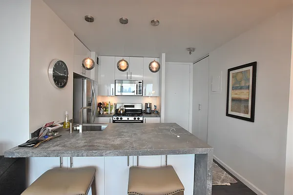 Rented by Luxury Habitat | media 17