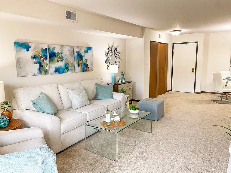 Winchell Way Apartments — Photo 11