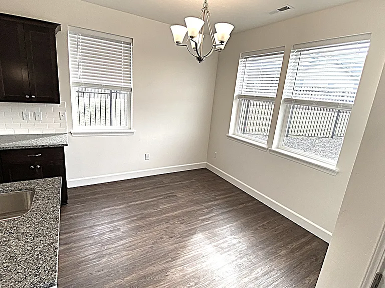 309 E Sicily Dr — Photo 6