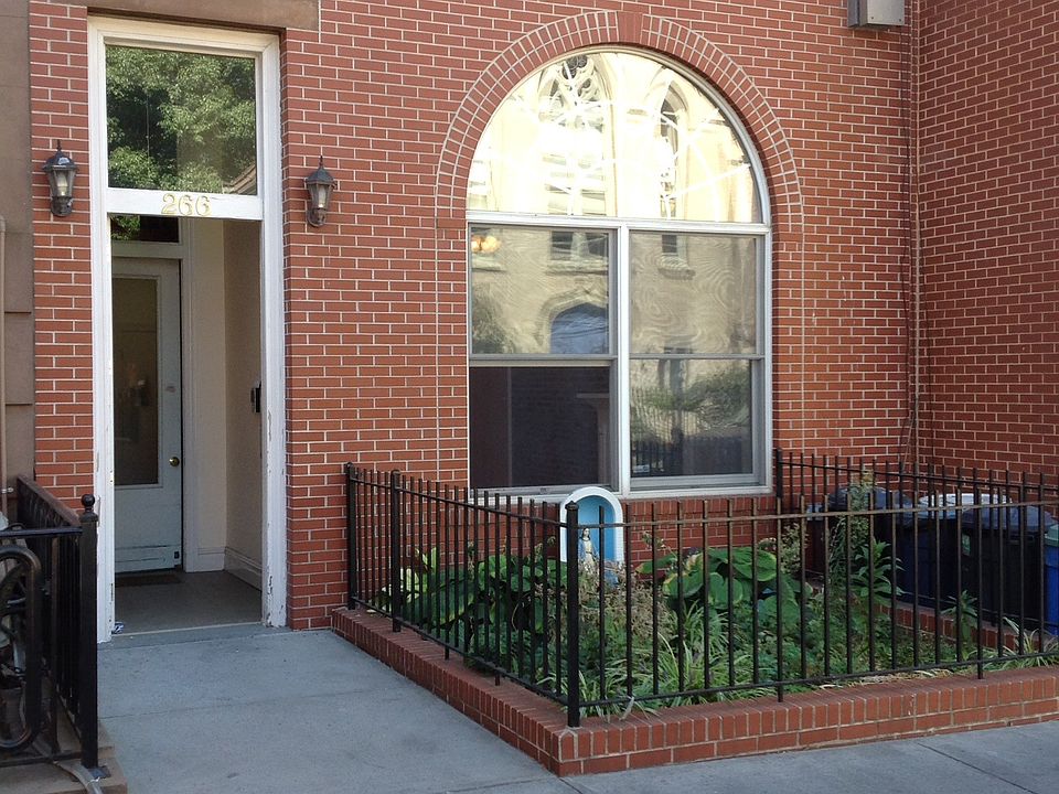 1st image of 266 Degraw St #2