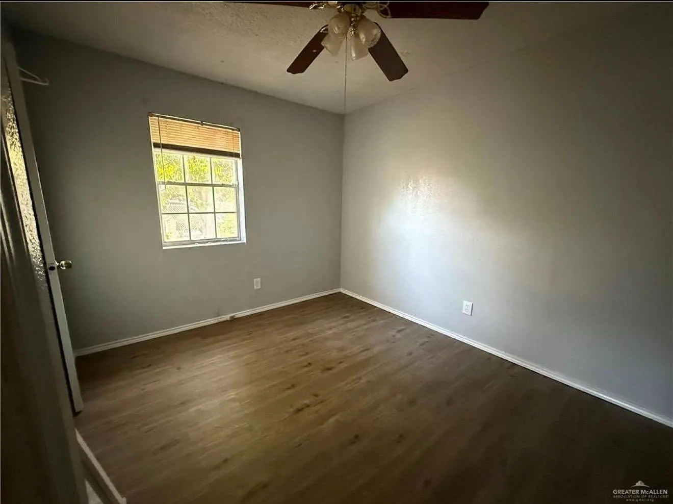 3008 Katrina Ave — Photo 2