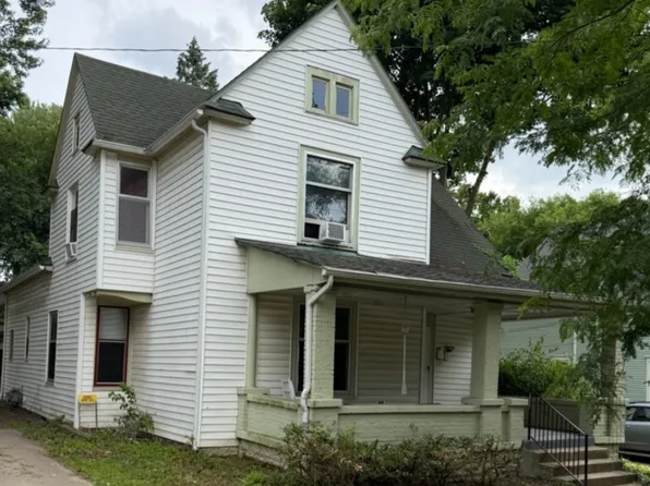 234 Page St NE #1, Grand Rapids, MI 49505
