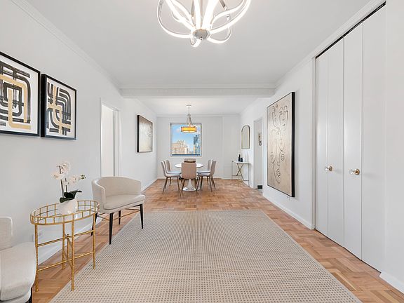 4th image of 203 E 72nd St APT 27D