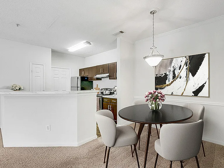 1x1 960 sqft A2R - Dining