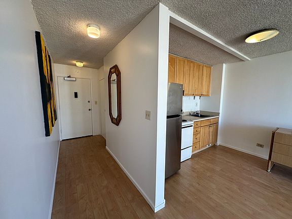 5th image of 2345 Ala Wai Blvd APT 2210