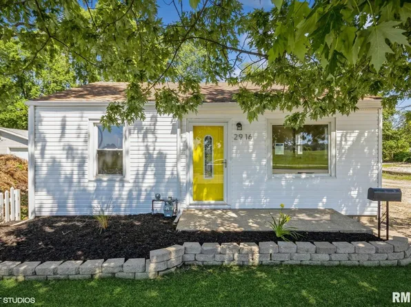 2916 S 11th St, Springfield, IL 62703