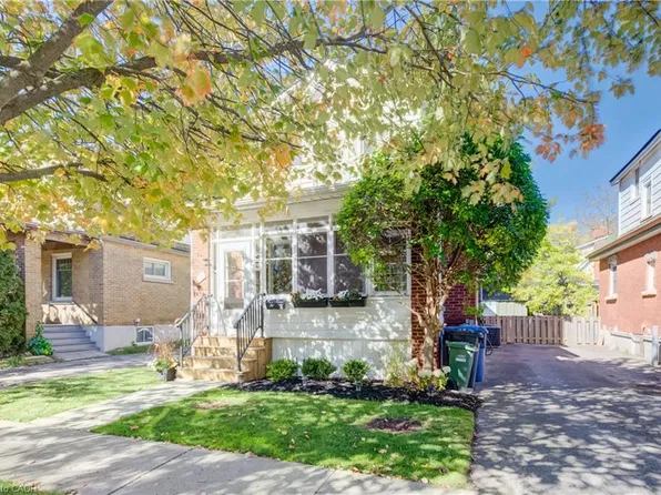 18 Earl St, Guelph, ON N1H 1N6