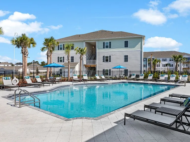 Argyle Lake at Oakleaf Town Center — Photo 1