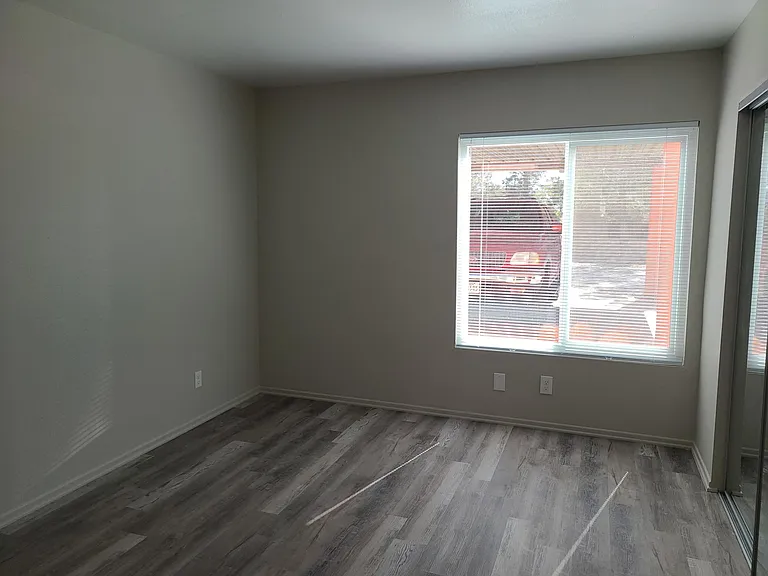 630 San Lorenzo St #4 — Photo 7