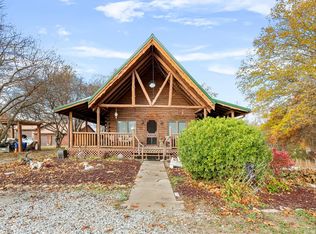 6942 N Fire Station Rd, Bloomfield, IN 47424