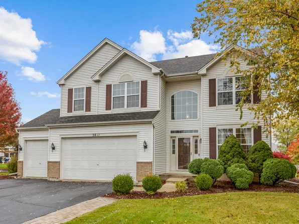 3811 Parsons Rd, Carpentersville, IL 60110