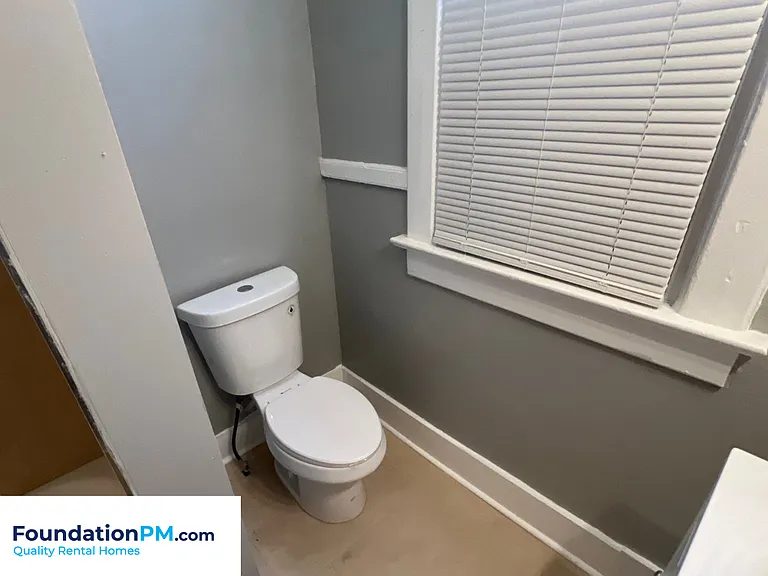 1229 Neptune St — Photo 15