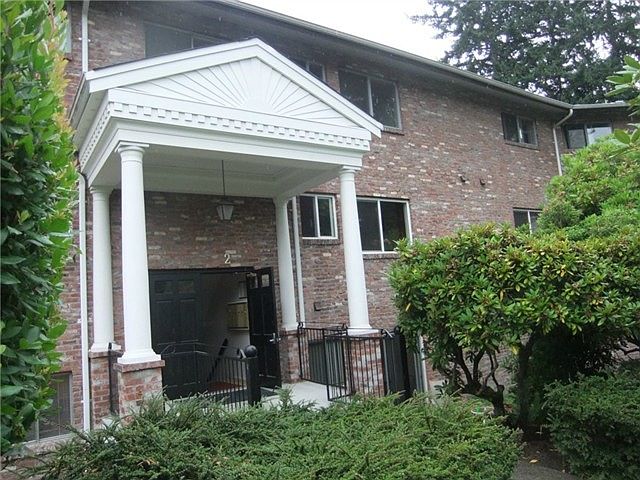 1st image of 115 100th Ave NE APT 306