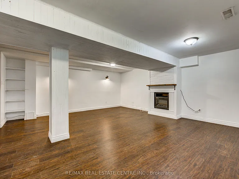 5 Tulip Dr — Photo 36