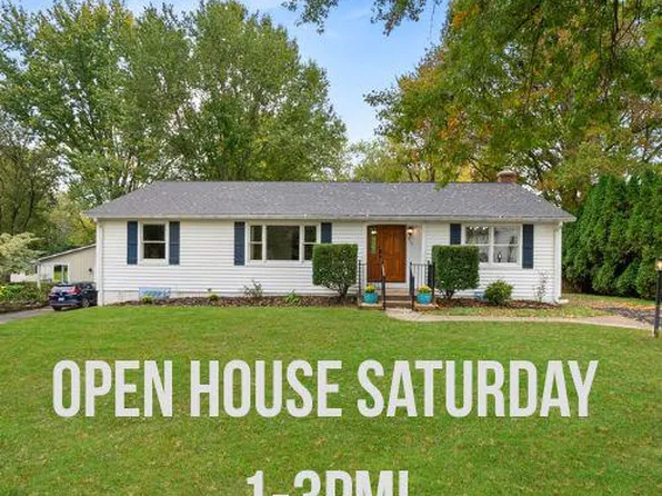 253 W Virginia Ave, Hamilton, VA 20158