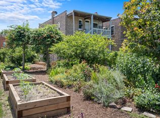 5100 W Fulton St #1, Chicago, IL 60644