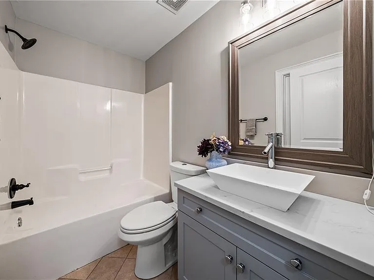 100 Kasey Dr — Photo 25