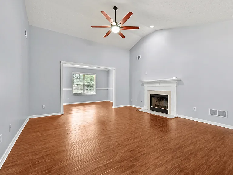 1029 Harbins Pass Dr — Photo 5