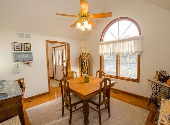4th image of 56971 Coppergate Dr
