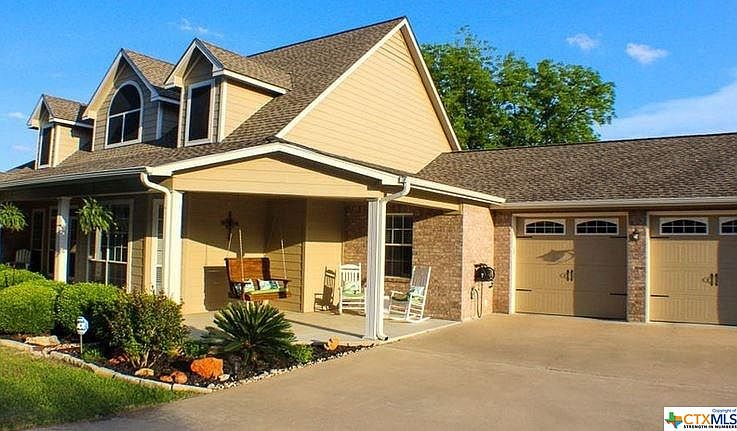 1st image of 2216 Red Rock Dr