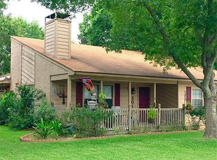 3016 Pierre Pl, College Station, TX 77845