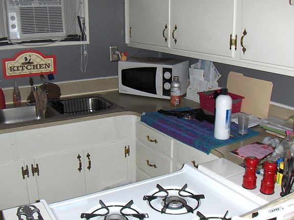 2nd image of 3015 E Bayshore Rd Spc 160
