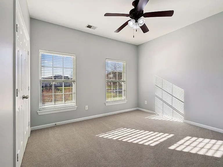 524 Pennystone Dr — Photo 28