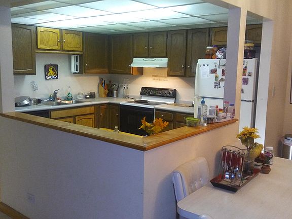 3rd image of 450 Plum Creek Dr #1083