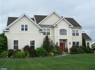 104 Crest View Ct, Mullica Hill, NJ 08062
