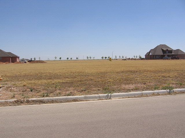 1st image of 6413 Saddle Horn Ln