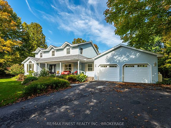 3rd image of 2032 Valleyview Dr
