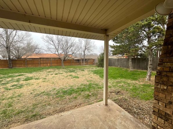 8 Cottonwood Ln, Ransom Canyon, TX 79366