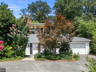 2819 Lorcom Ln, Arlington, VA, 22207