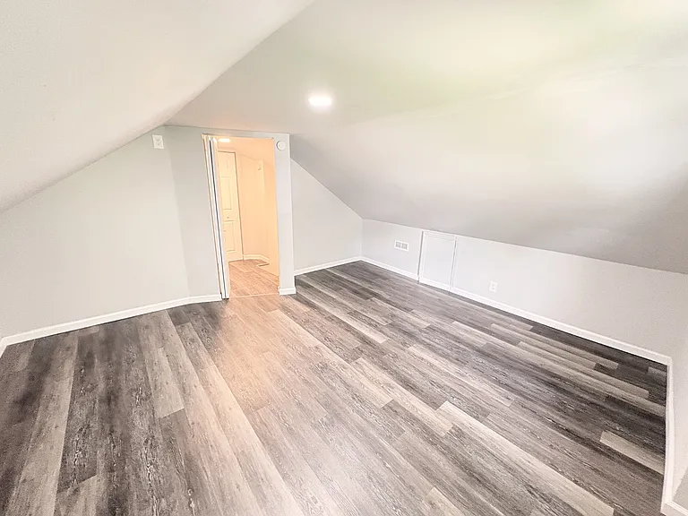 507 E Church St — Photo 22