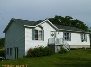 421 Cathance Rd, Topsham, ME 04086