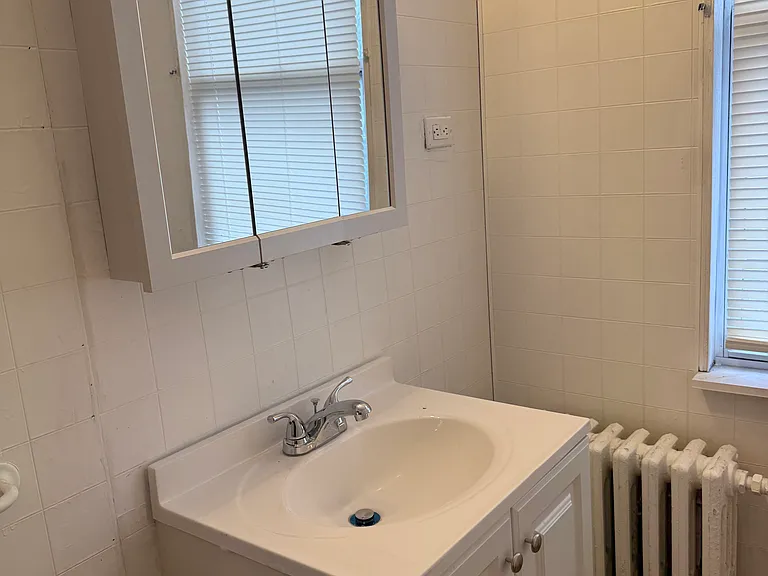 2929 Frederick St — Photo 10