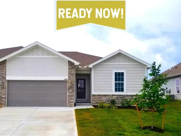 4908 N 145th St, Basehor, KS 66007