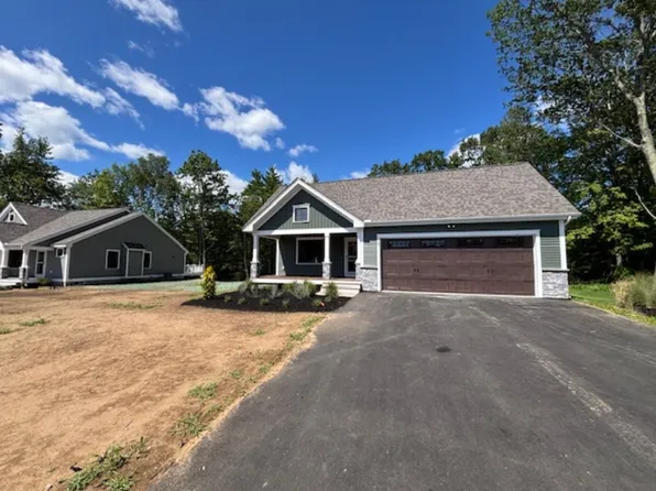 10 Taylor Circle #11, Brentwood, NH 03833