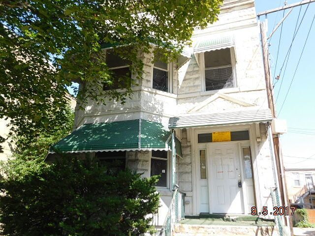 2nd image of 4048 W Lexington St