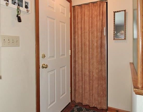 4th image of 4182 Cameron Dr