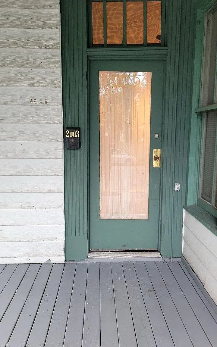 2 bed, 1250 sqft, $1,950 — Photo 3