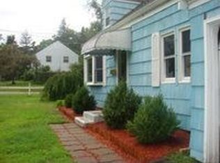 21 Fallon Dr, Hamden, CT 06514