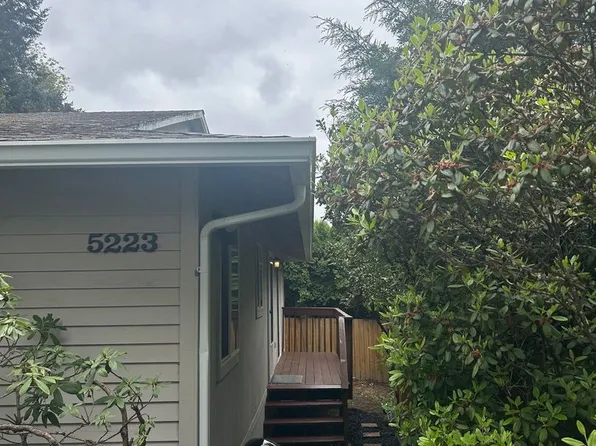 5223 SW 62nd Ave, Portland, OR 97221