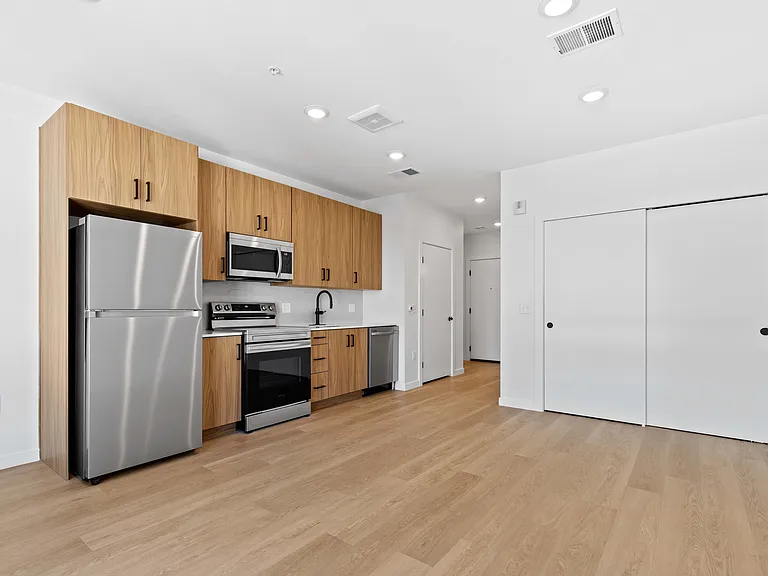 Oso Apartments — Photo 31