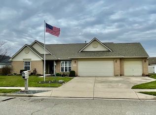 1372 Winchester Dr, Troy, OH