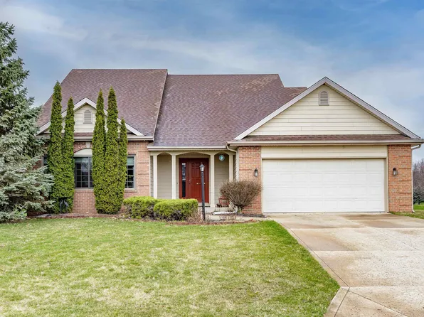 8022 Heather Brook Cv, Fort Wayne, IN 46804