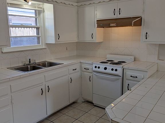 5th image of 2322 62nd St #2322