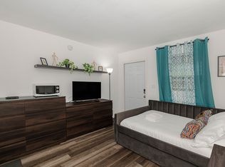 1017 NE 14th Ave #4, Fort Lauderdale, FL 33304