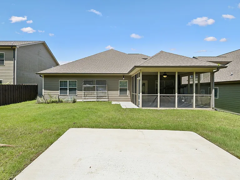 5425 Bungalow Cir — Photo 44