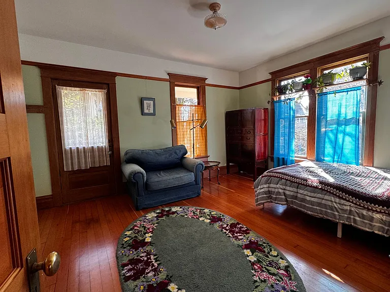 1506 SE Taylor St — Photo 7